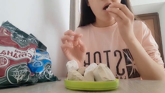 АСМР ГЛИНА УРАЛЬСКИЙ И АСТАНА 😋 смотреть онлайн