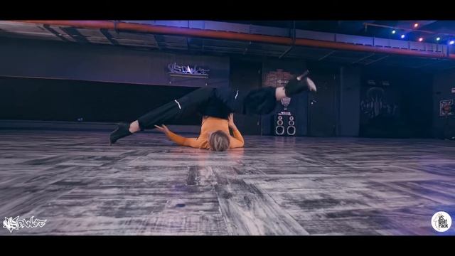 NDOE feat. Victoria Dimitrova Goldy - КО МИ НАПРАЙ смотреть онлайн