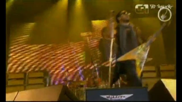 Lenny Kravitz canta "Are You Gonna Go My Way" no Rock in Rio смотреть онлайн
