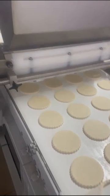 Линия автоматического формования «Коржика», «Сочника», «Кольца» ЛИС-620