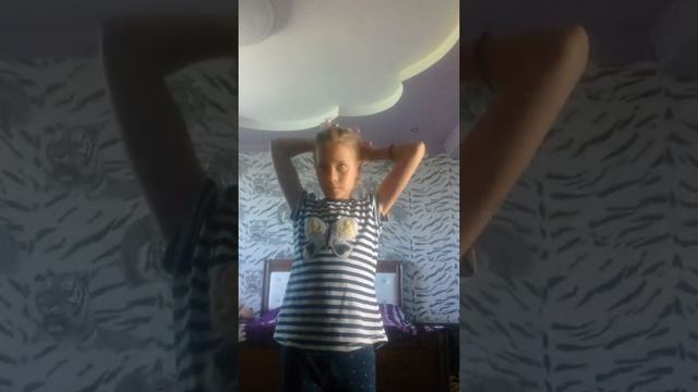 Издеваюсь над волосами смотреть всем смотреть онлайн