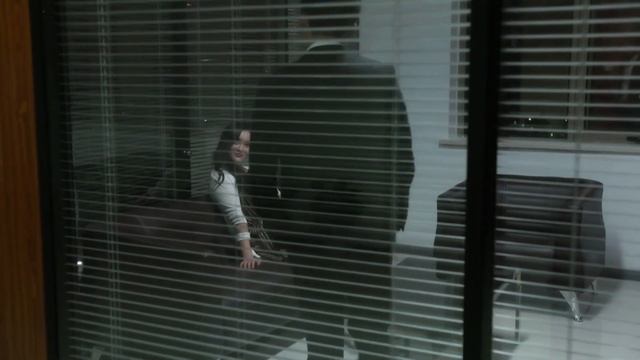 男人在辦公室偷情，女人在家做飯卻等不到男人回家 смотреть онлайн