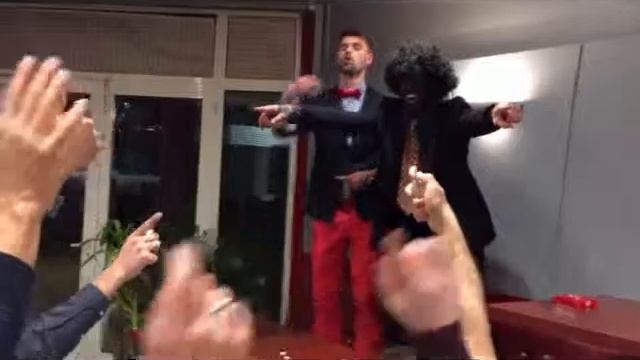 SYLVAIN 30 ANS смотреть онлайн