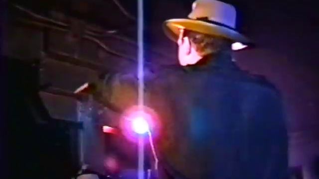 The Junkies -- Chicago Avalon September 24, 1987 смотреть онлайн