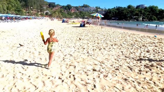 ЛИСА И КИРА в схватке с птичками за КУКУРУЗУ!!! Пляж стал полем БИТВЫ😂 МЕГА ЧЕЛЛЕНДЖ - LISA QUEEN👑 смотреть онлайн