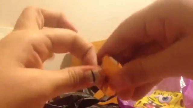 Tirol Chocolate taste test!! ^_^ смотреть онлайн