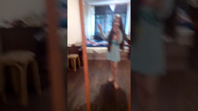 Лизун-Липучка смотреть онлайн