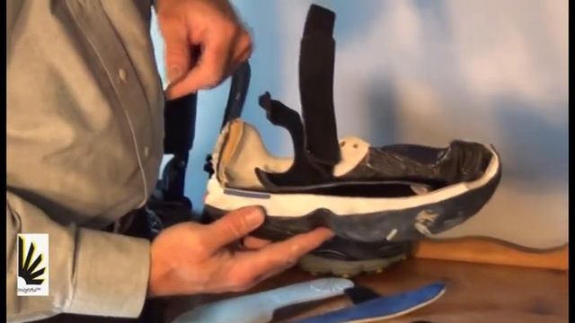 Foot of the Week - Episode 9 - AFO Shoe combination смотреть онлайн