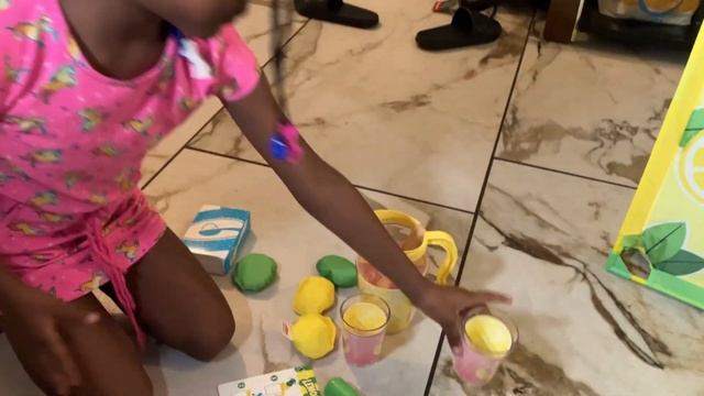 “Unleashing Refreshing Fun: Melissa & Doug Lemonade Stand Toy Review!” смотреть онлайн