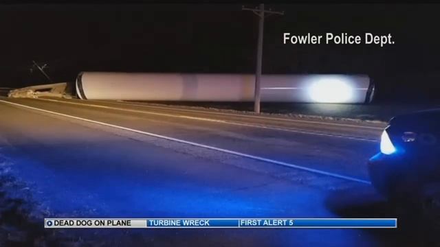 Wind turbine piece falls off semi, power outage and Highway 50 blocked смотреть онлайн