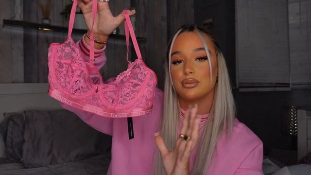 its that time of year again🤪… LOUNGE UNDERWEAR VALENTINES TRY ON HAUL ❤️🔥 смотреть онлайн