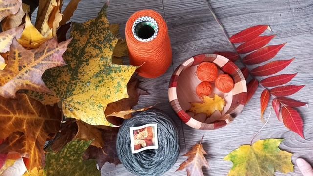 Кольоротерапія.Капелюшки для банок і багато в'язаннячка#вязання #українською #рукоділля # смотреть онлайн