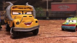 Stop Motion : Movie Cars 3 Reenactment : Crazy Eight in Thunder Hollow : English subtitles