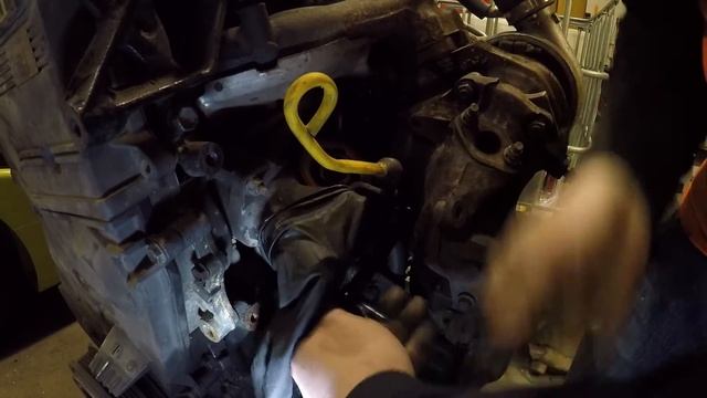 MR2 life #38 3sgte tear down and hose from hell смотреть онлайн