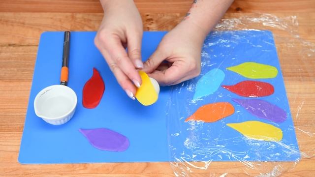 How to Make Rainbow Rose Cake Pops смотреть онлайн