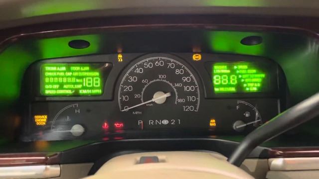 2003 LINCOLN TOWN CAR CARTIER RWD V8 4.6L Automatic смотреть онлайн