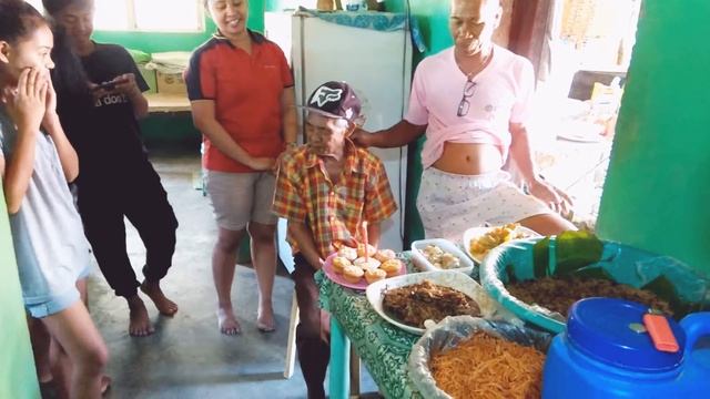 Papay's 86th Birthday смотреть онлайн