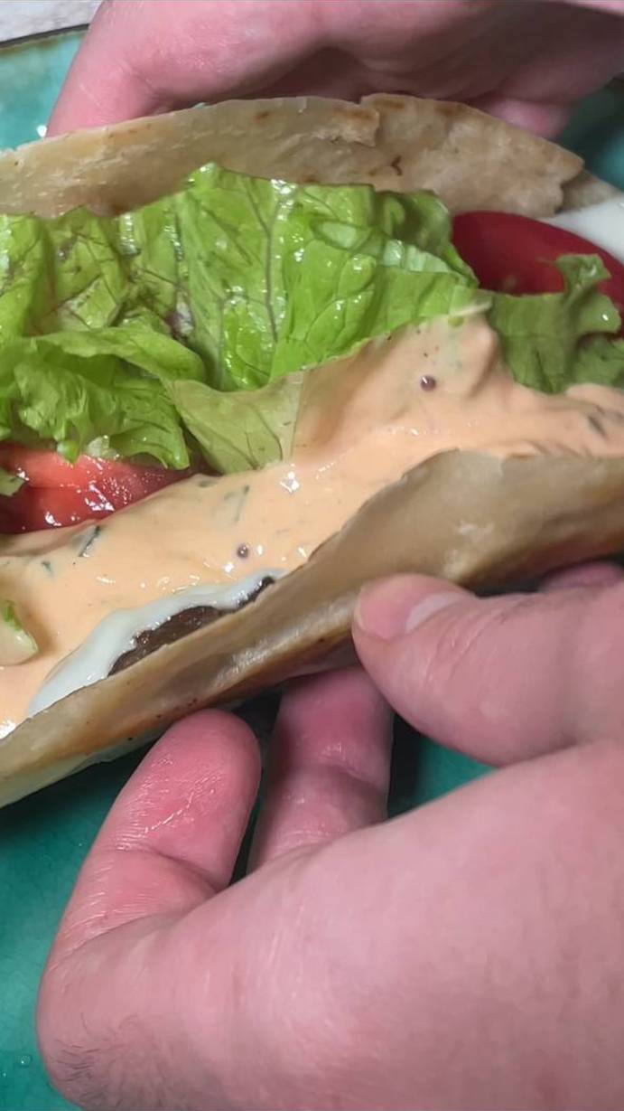 Нашумевший Биг Мак Тако!
Только полезнее и вкуснее.