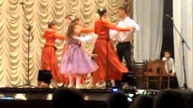 Випускний вальс в музичній школі 2013 смотреть онлайн