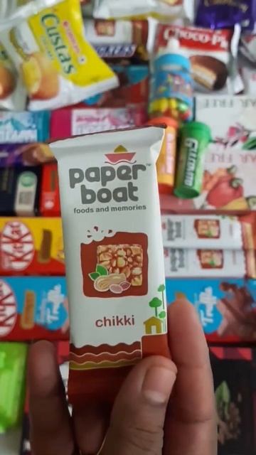 Yummy Paper Boat Chikki & Some Lot's Of Mouth Watering Chocolates & Candies🍭🍫🍬 #Shorts смотреть онлайн