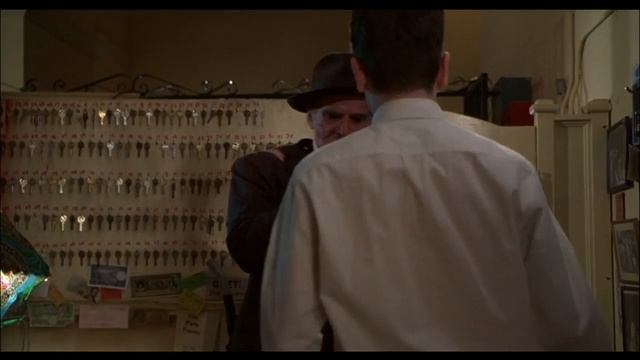 Four Rooms смотреть онлайн