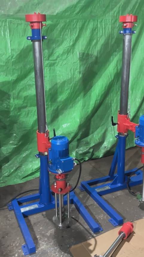 ДИССОЛЬВЕР лабораторный с ручным подъёмом от #QMM смотреть онлайн