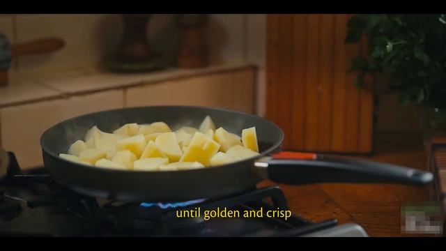 Рецепт курицы с овощами на сковороде смотреть онлайн