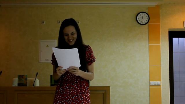 Ксения Горбунова читает свое стихотворение смотреть онлайн