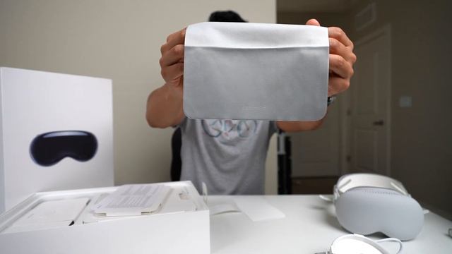 Apple Vision Pro: Unboxing y Primeras Impresiones смотреть онлайн