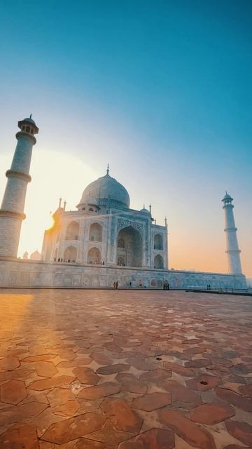 TAJ MAHAL 🕌The beauty of love ❤️#tajmahal #tajmahalpalace #tajmahalagra #stroisbyraja смотреть онлайн