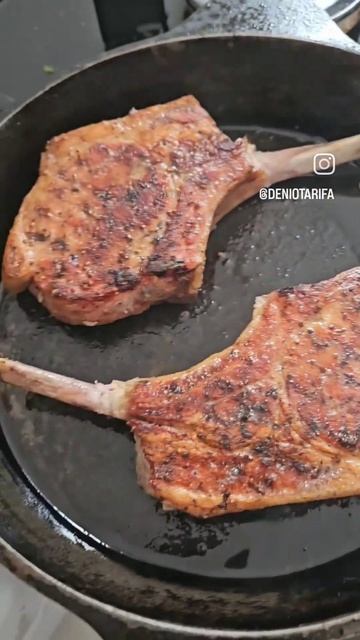 Carré suíno defumado! Molhin de mostarda caseiro da casa #beef #pork #bbq #food #foodporn #carré смотреть онлайн