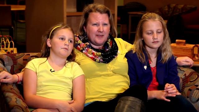 Doernbecher Radiothon 2013: Bella and Lily's Story смотреть онлайн