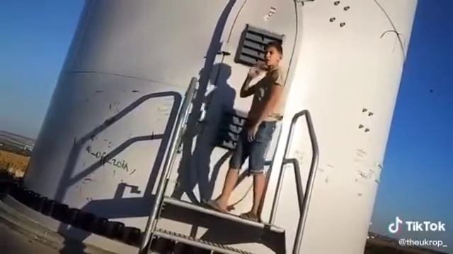 дяденька дайте пожалуйста чупа чупс смотреть онлайн