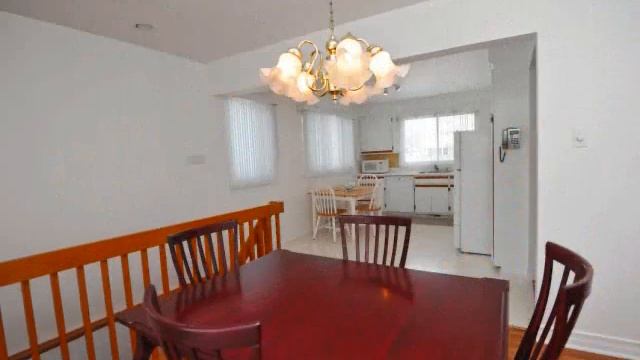 381 Rue Eduard House for Sale in Laval Fabreville смотреть онлайн
