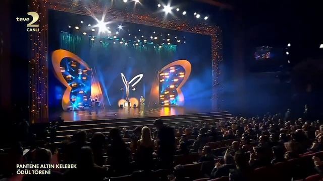 Burak Yörük & İlayda Alişan Pantene Altın Kelebek Ödül Töreni