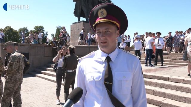 Любов, монети та плани на майбутнє: курсантам Академії пенітенціарної служби вручили дипломи смотреть онлайн