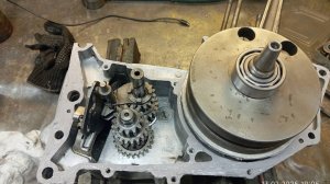 Сборка мотора Ява 638 из г. Ярославль (Jawa 638) будни в мастерской