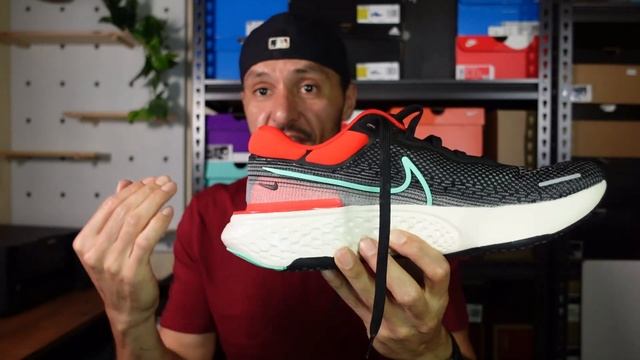 Nike ZoomX Invincible Run Flyknit: First Impressions Review смотреть онлайн