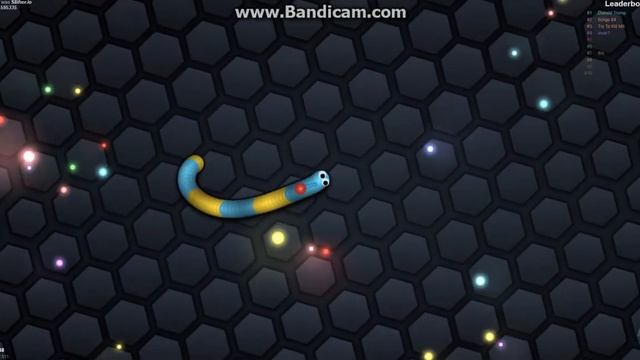 Играем в slither.io (2 часть) смотреть онлайн
