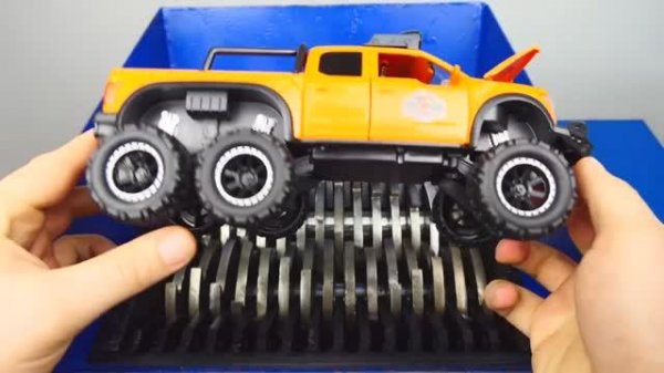 Уничтожаем монстр- ТРАКТОР !!!