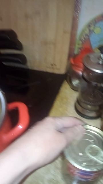 пюре с тушёнкой(1) смотреть онлайн