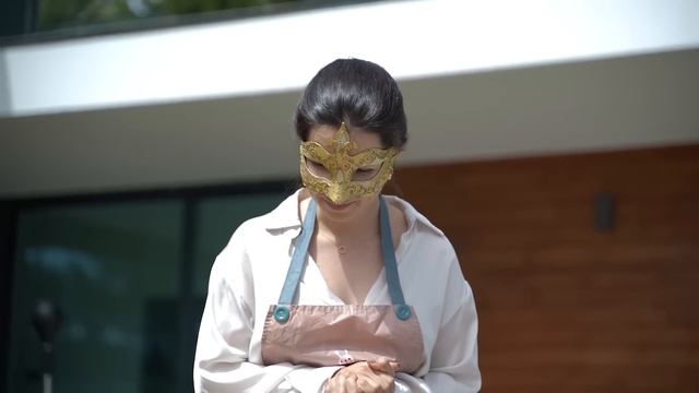 DIANA CU DE MELANCIA VISITA A CASA