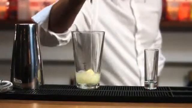 ABSOLUT Honeymelon Shooter смотреть онлайн