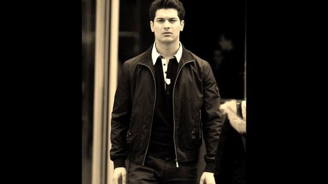 Çağatay Ulusoy Ve Hazal Filiz Küçükköse :) смотреть онлайн