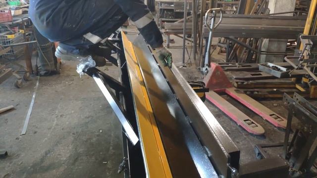 Тяговая сила гибочной балки листогиба ЛПЦ