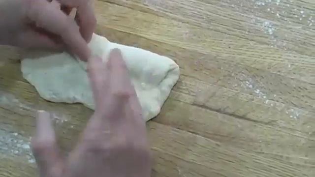 How to Shape Mini Baguettes.flv смотреть онлайн