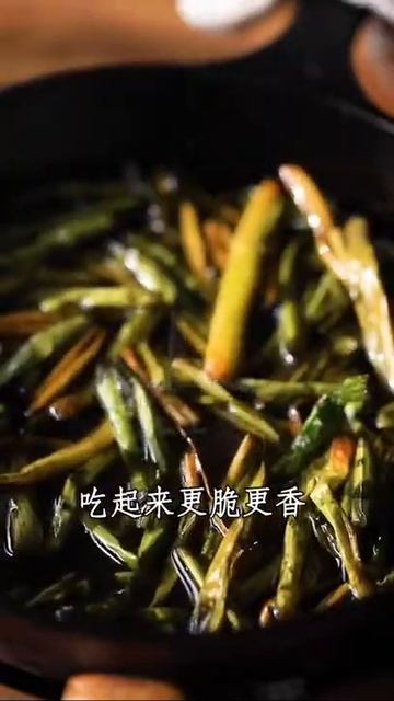 葱油面用挂面都能做，学会了家里人都夸你是大厨 смотреть онлайн