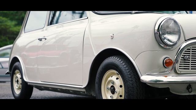 ローバーミニ メイフェア MK-1仕様のAT車が入庫！| Rover Mini Mayfair 1.3i AT MK-1 Style смотреть онлайн