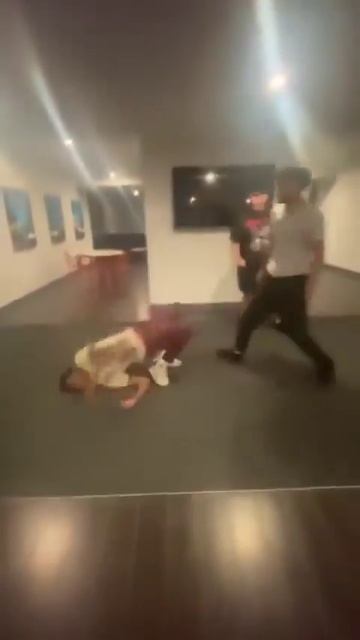 тапок покинул чат