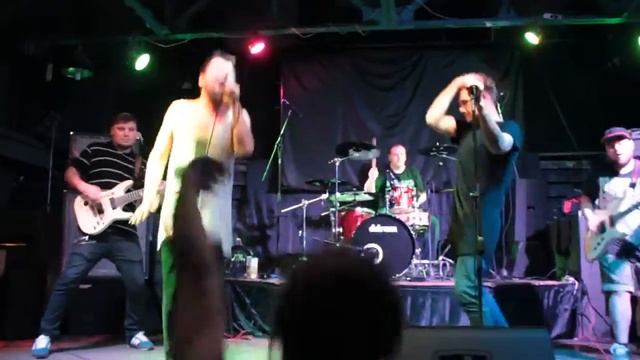 E.N.A. - Nirvana skit (Live Орел) смотреть онлайн
